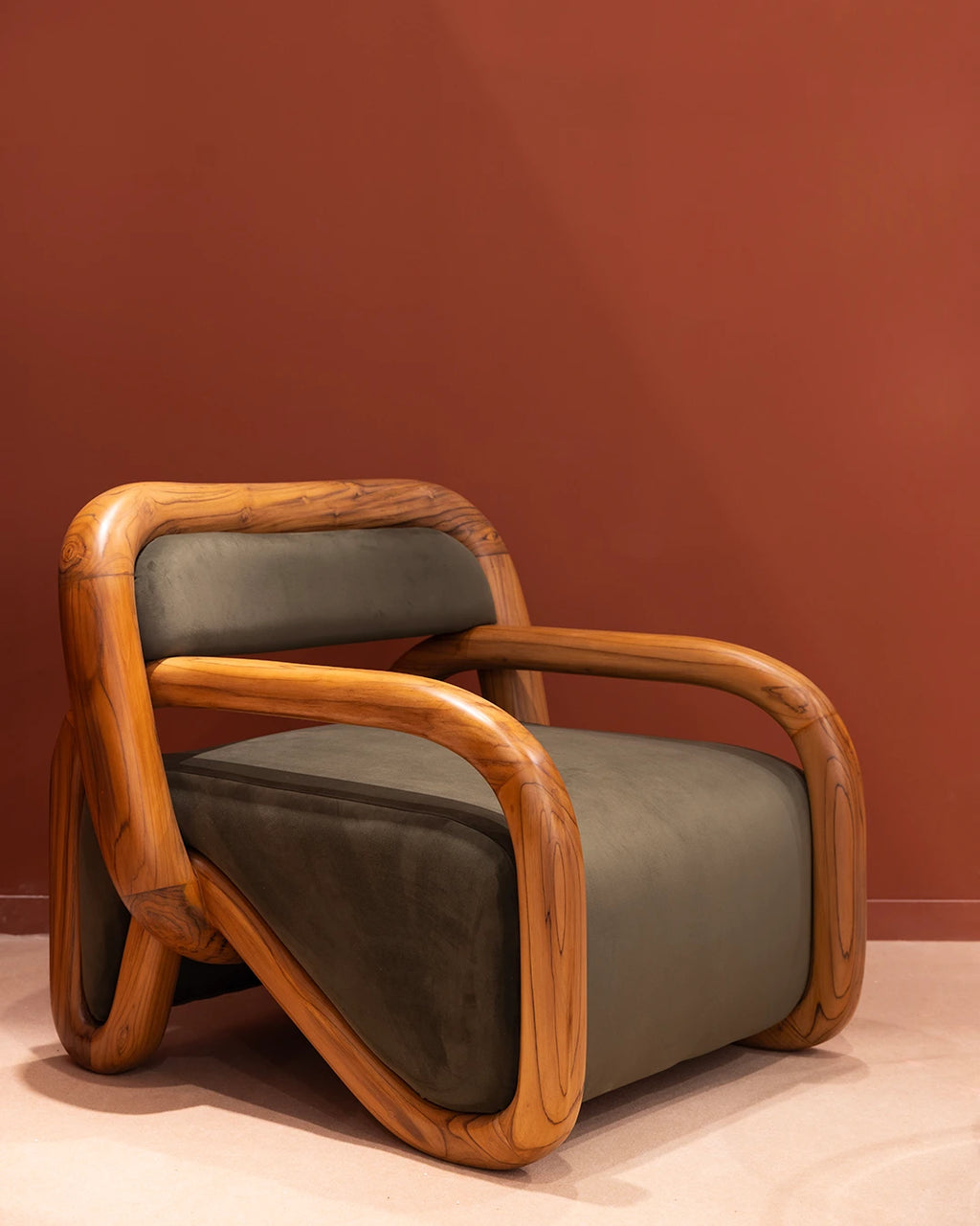 Aikyam Arm Chair